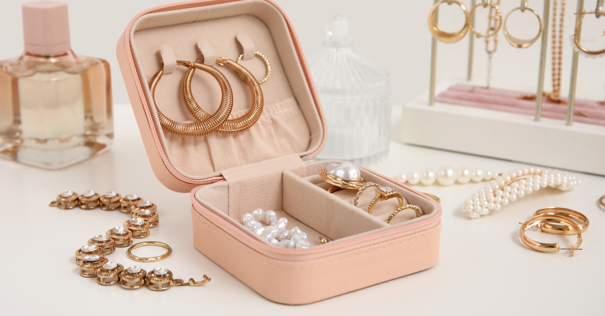 How to Offer Engraving Separately on Each Item Inside a Jewelry Bundle