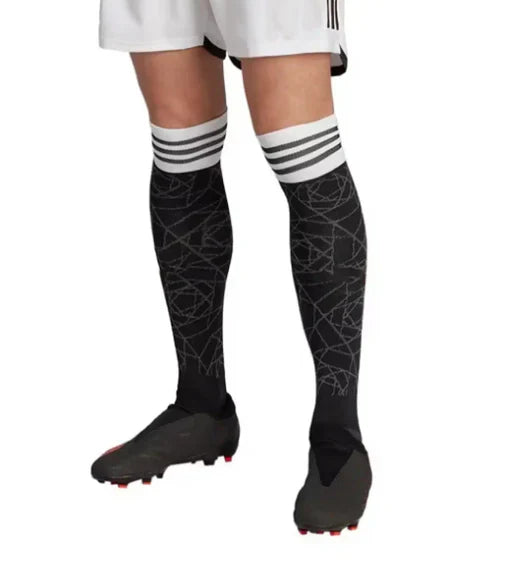 Manchester United Authentic Home Shirt 2023 2024 Adults