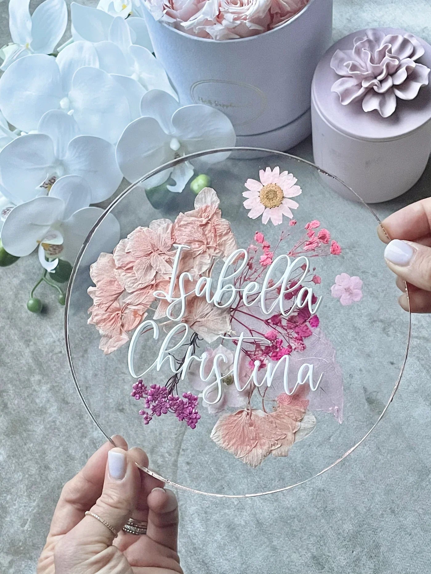 NAME DISC WITH DRIED PRESSED FLORALS
